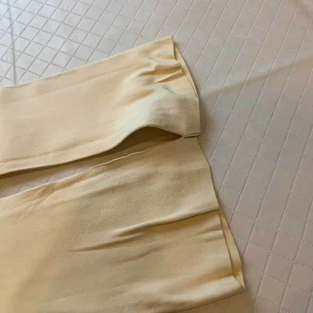 Vintage Galeries Lafayette Grand Prix Paris Suede Extra White Gloves